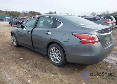 2014 Nissan Altima 2.5 S z USA, uszkodzony, nr VIN 1N4AL3AP9EN355242